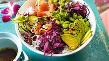Paradiesisch gefüllte Poké-Bowl - Foto: House of Food / Bauer Food Experts KG