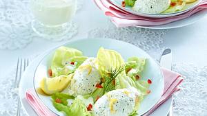 Räucherforellen-Nockerln auf Salat Rezept - Foto: House of Food / Bauer Food Experts KG